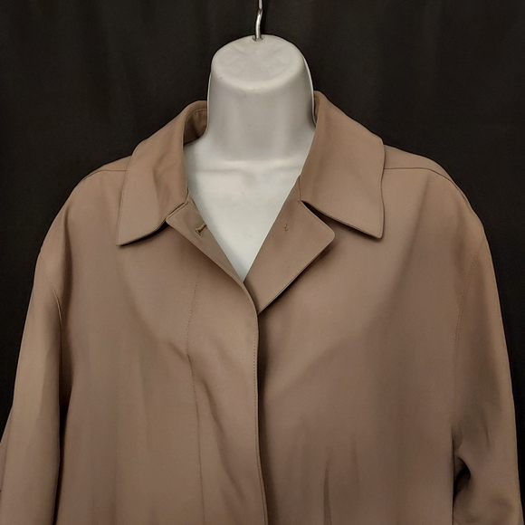 London Fog Brown trenchcoat size 12 - Picture 2 of 8